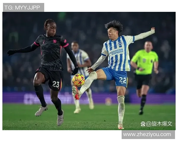 高冷足球球星高清大图展现锋芒与魅力,捕捉每一个瞬间的力量与优雅 高冷足球球星高清大图展现锋芒与魅力,捕捉每一个瞬间的力量与优雅